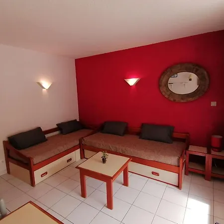 Apartment 2 Pieces Avec Piscine, Tennis Et Parking Prive A 50m De La - Fr-1-731-58 Le Grau-du-Roi